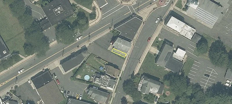140 Main St
