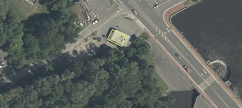 100 Lakehurst Rd