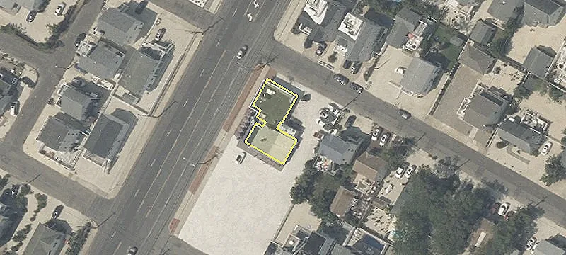 2115 Long Bch Blvd