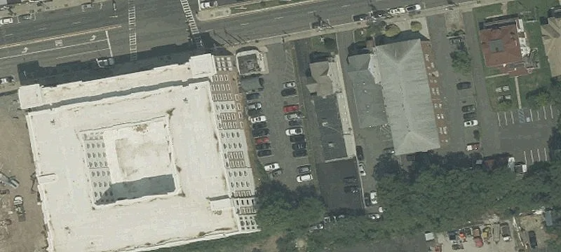 10 Westfield Ave