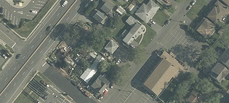 1971 Vly Ave