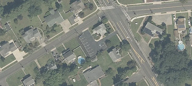 201 Delaware Ave