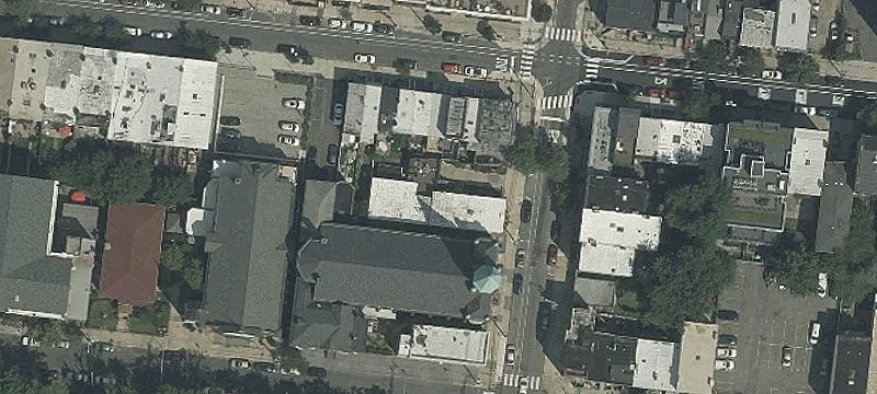 463 Monmouth St