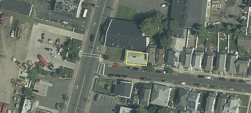 1100 Main St