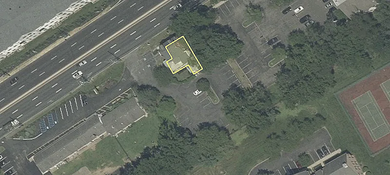 602 Rte 130th N