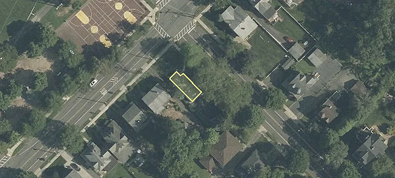 41 Greenwood Ave