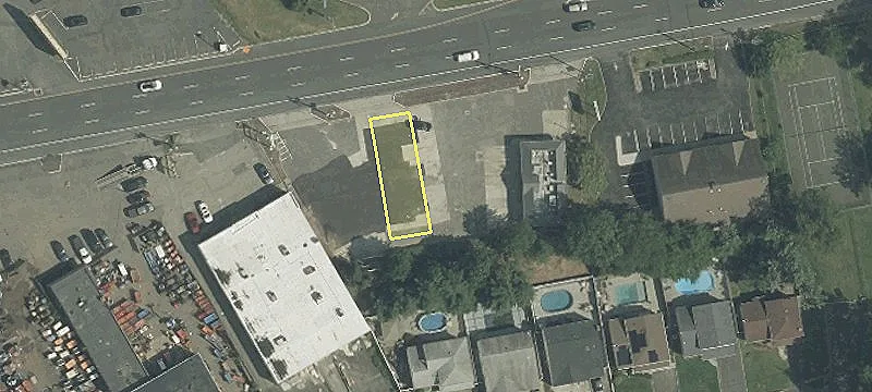 2210 Us Hwy 22nd E