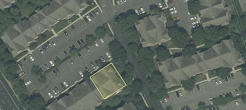 16 Fair Lawn Pkwy, Unit 5