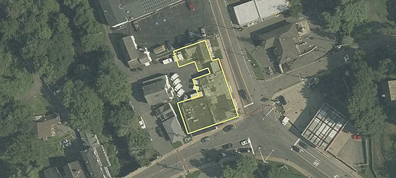 11 Water St