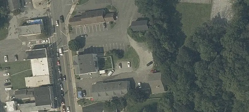 136 Main St