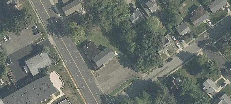 Cedar Ave