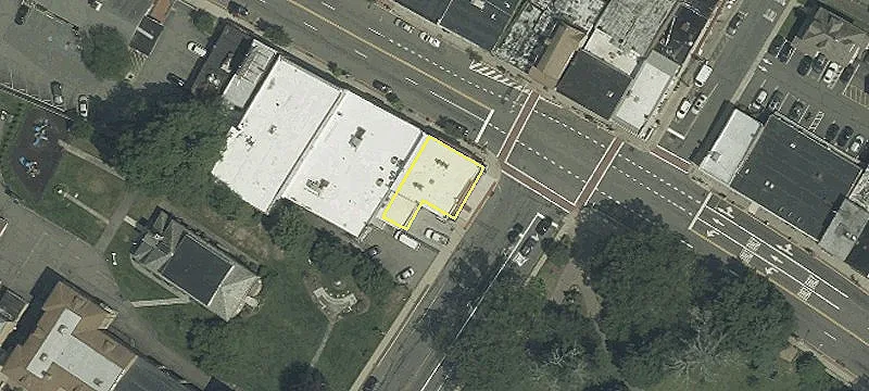 555 Bloomfield Ave