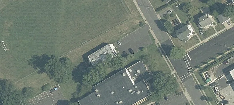 9 Davison Ave