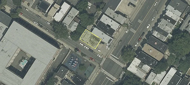 621-623 Kennedy Blvd