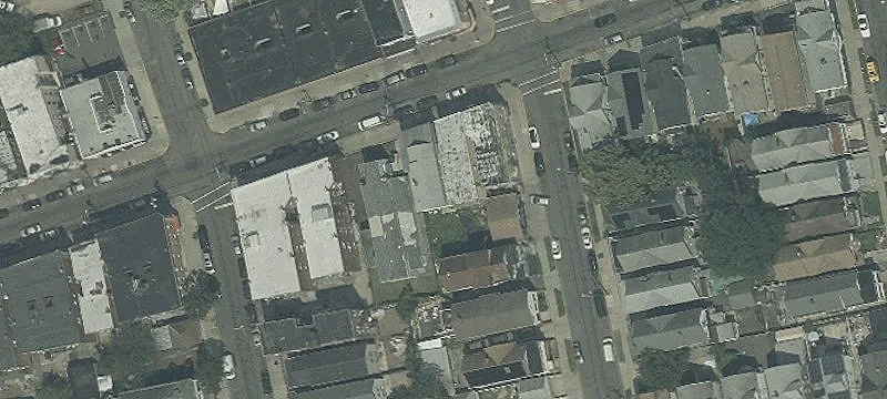 383 Monroe St