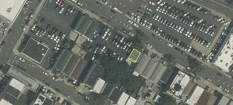 169 Roosevelt Ave