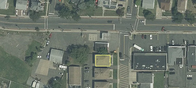 1313 Roosevelt Ave