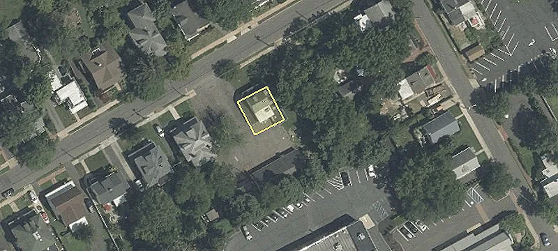 264 2nd St