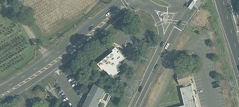 711 10th Rd
