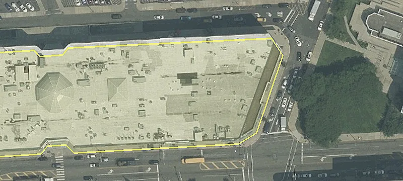 301 Main St