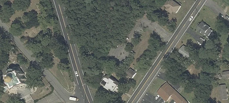 730 Freehold Rd