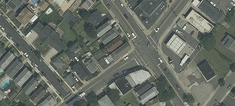 850 Paterson Ave