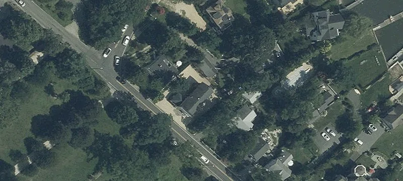 487 Locust Pt Rd