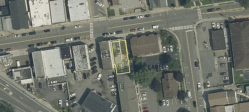 206 Main St