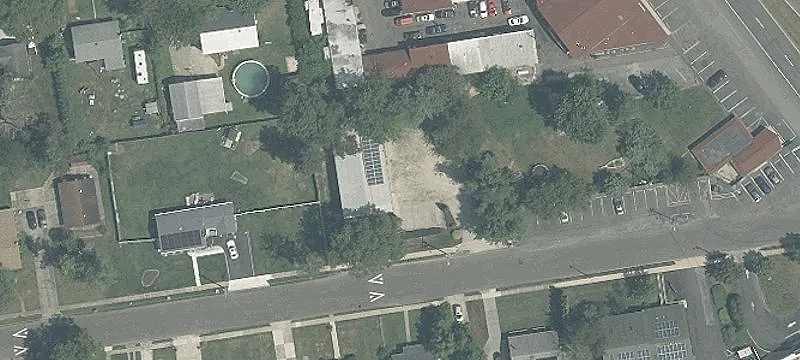 102 Smt Ave