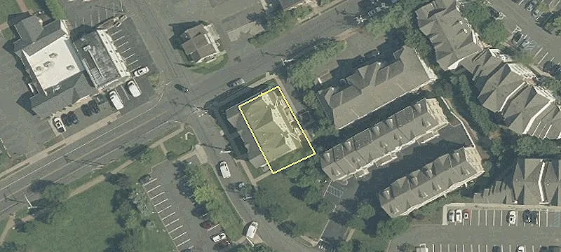 221 Sherman Ave