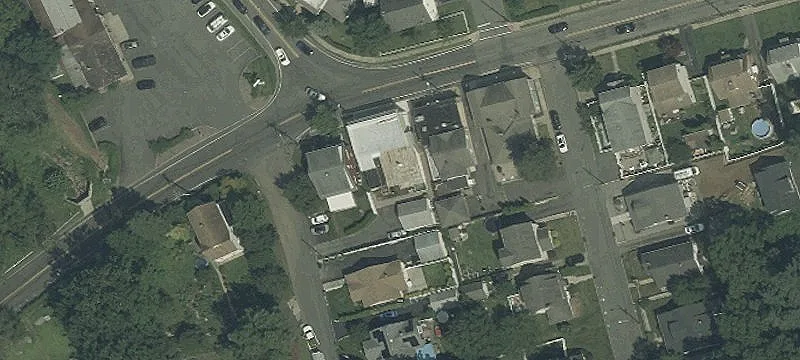 715 Main St