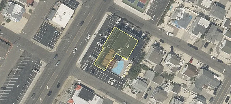 13401 Long Bch Blvd