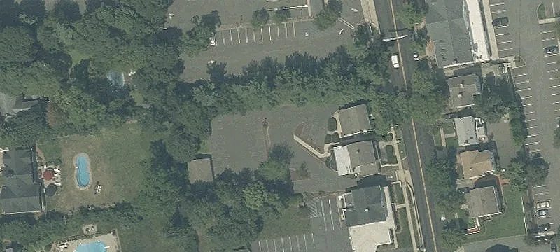87 Finley Ave