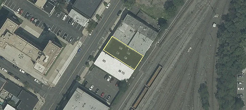 186 Ave E Ave