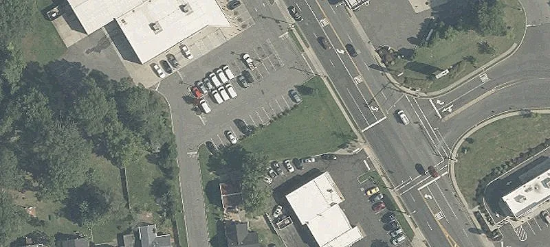 320 White Horse Pike