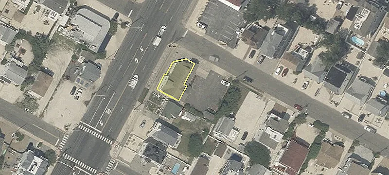 1813 Long Bch Blvd