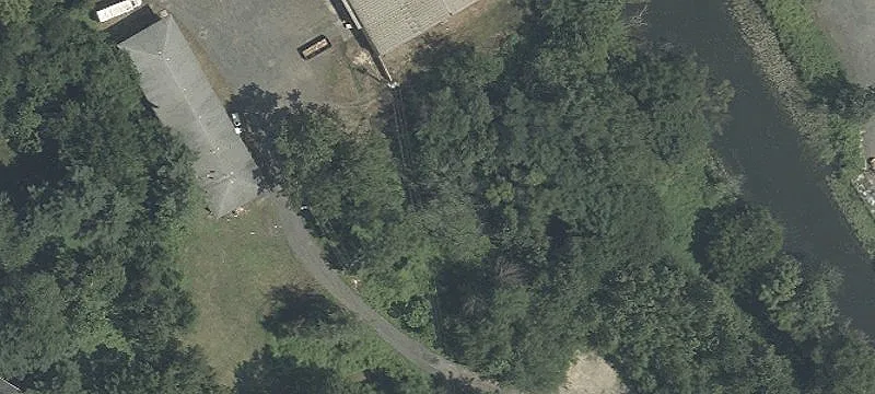 401 Marthas Ln