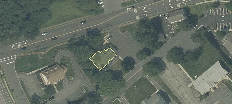 460 Main St