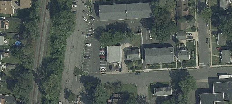 37-39 De Mott Ave, Unit 39