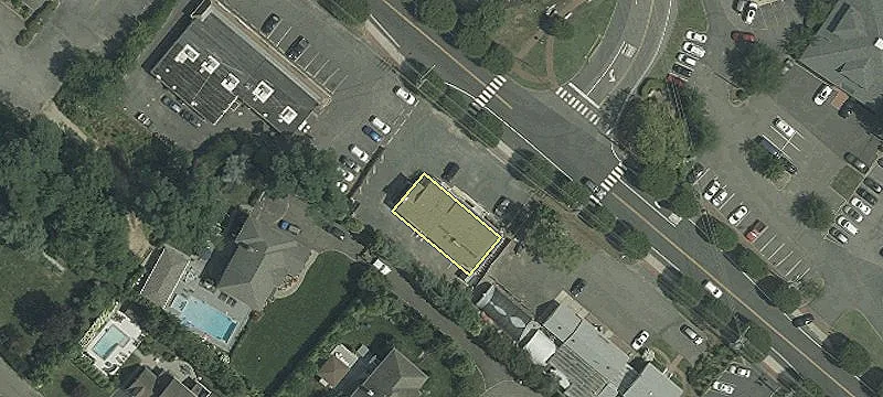 609 Higgins Ave