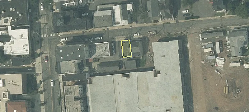 19 Bloomfield Ave
