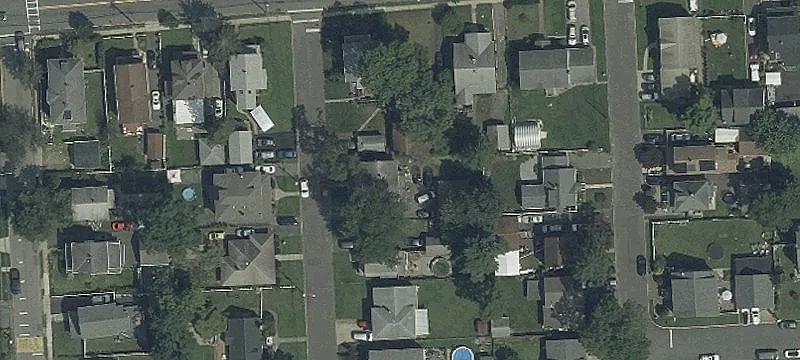 11 Taylor St