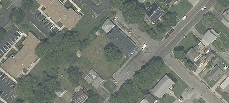 300 Broad St