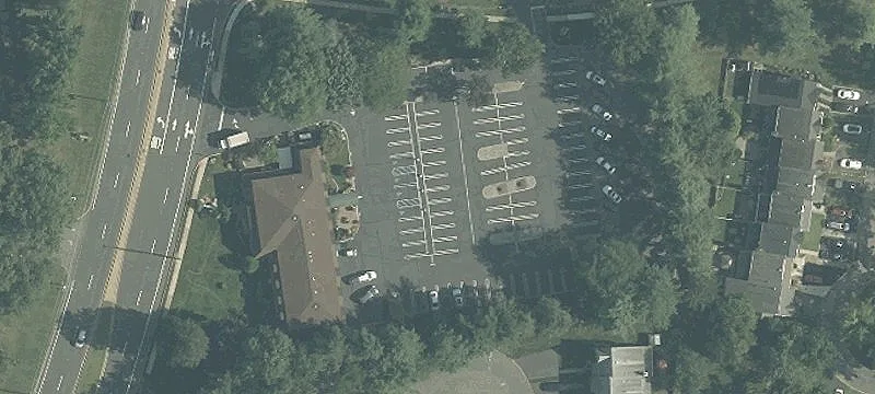 454 Cranbury Rd