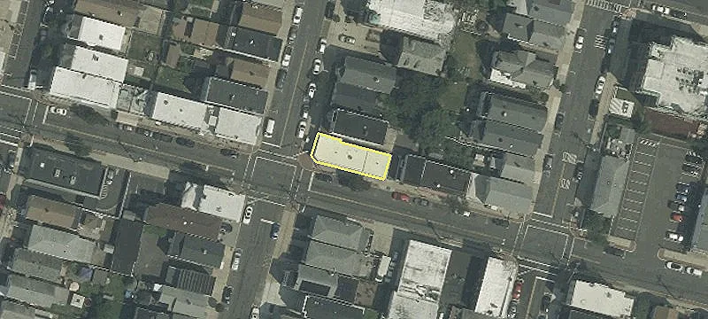 401 2nd St
