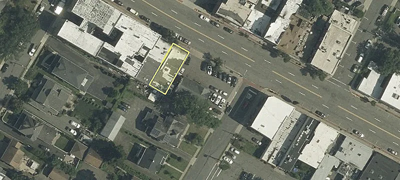 402 Bloomfield Ave