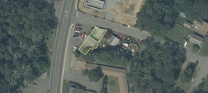 27th Lakeside Blvd