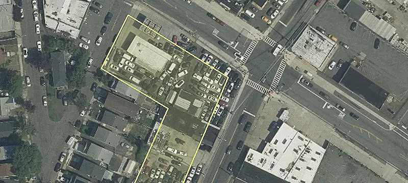 546-550 Chancellor Ave, Unit 550
