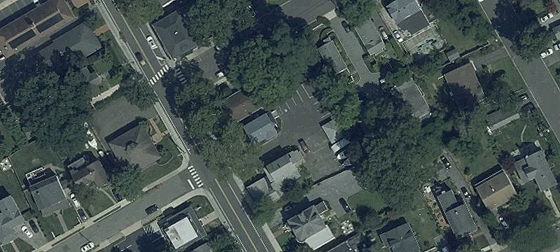 126 Riv Rd