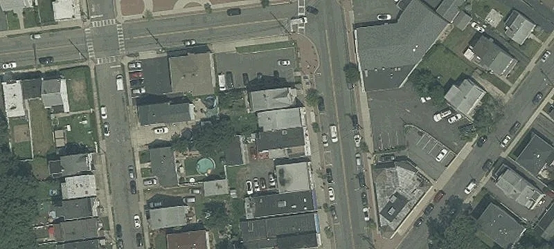 391 Belmont Ave